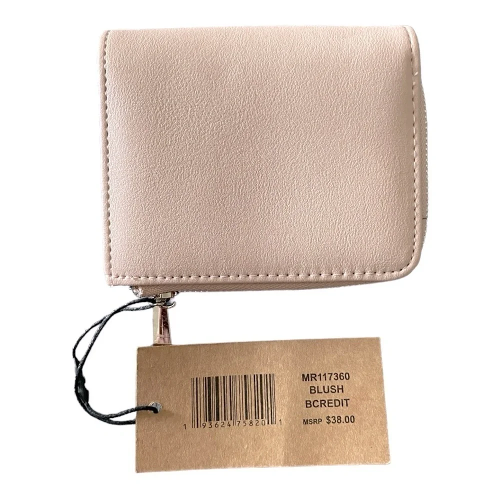 NWT-STEVE MADDEN-BLUSH COLOR WALLET